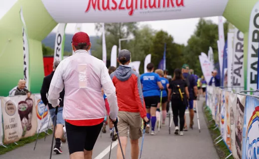 Nordic walking i Bieg Górski na 11 km. Wspólny start po dobrą zabawę [ZDJĘCIA] - 43